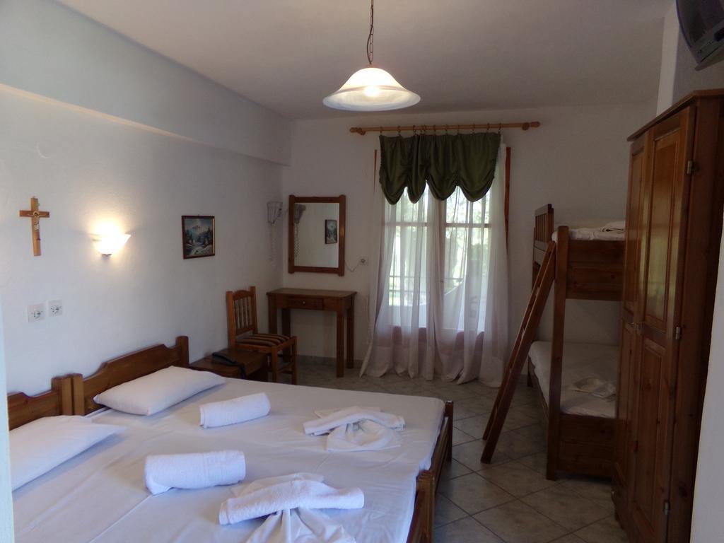 Villa Karapataki Skala Rachoni  الغرفة الصورة