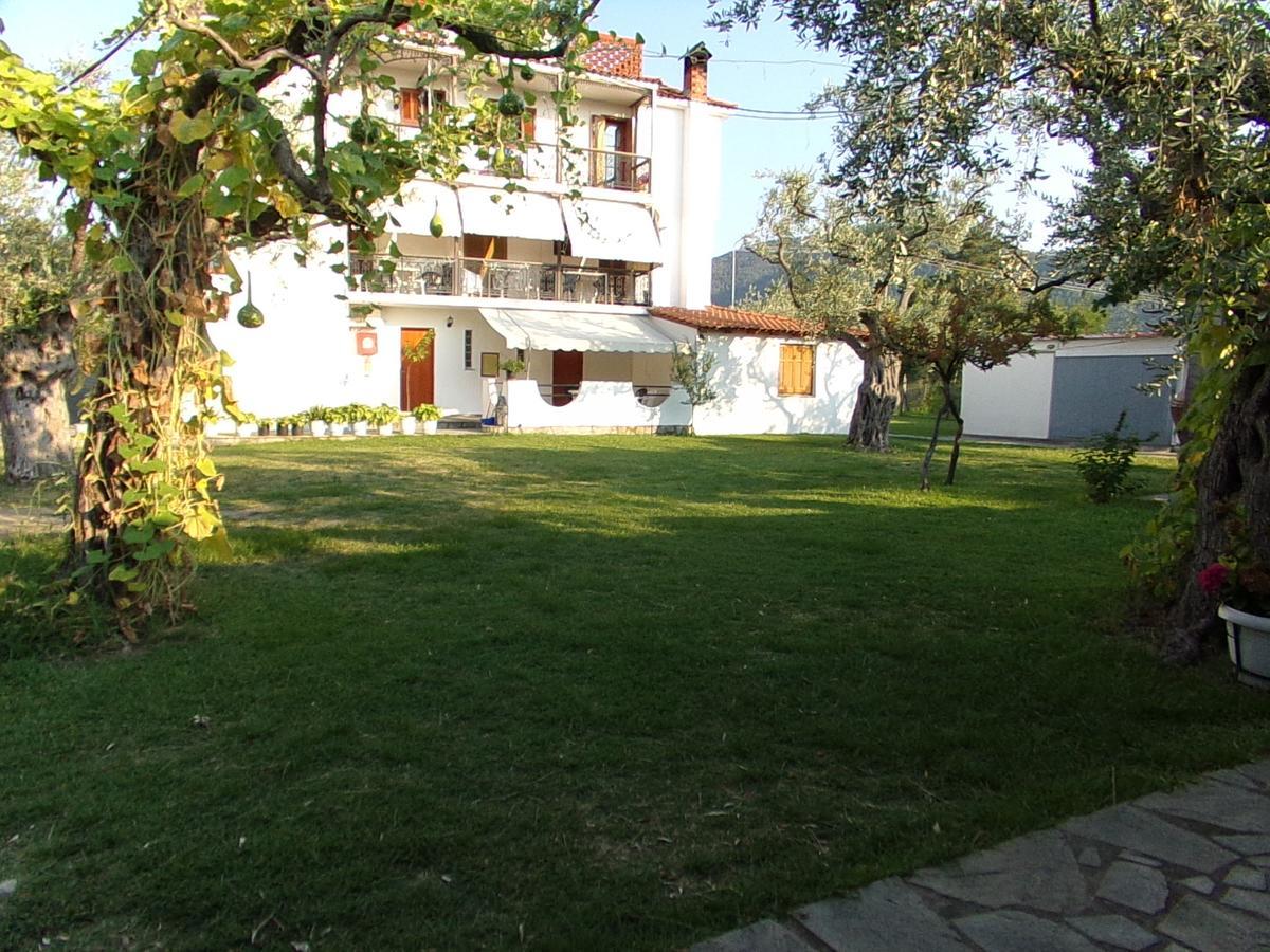Villa Karapataki Skala Rachoni  الغرفة الصورة